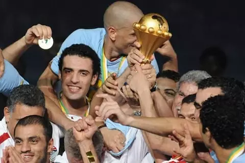 قصة بطولة.. عبقرية المعلم وجدو "البديل الذهبي" يقودان الفراعنة لحصد الثلاثية التاريخية